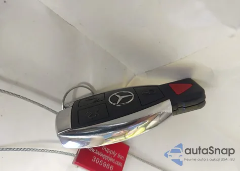 2015 Mercedes-Benz S 550 4Matic из США, поврежденный, VIN WDDUG8FB9FA068620